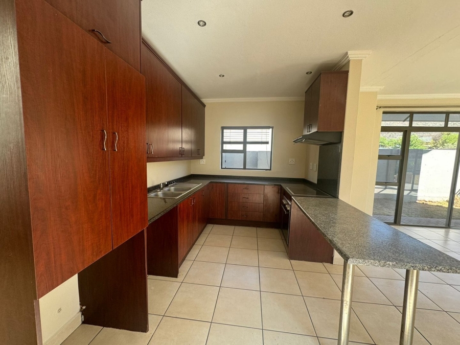 3 Bedroom Property for Sale in Leloko Lifestyle Estate North West